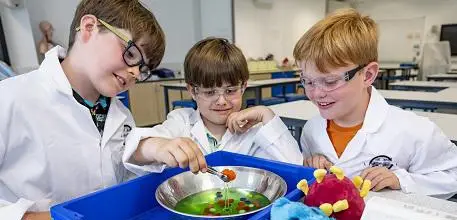 Children taking part in the Early LifeLab programme