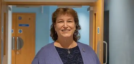 Professor Lisa Roberts