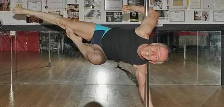 Paul doing pole sport