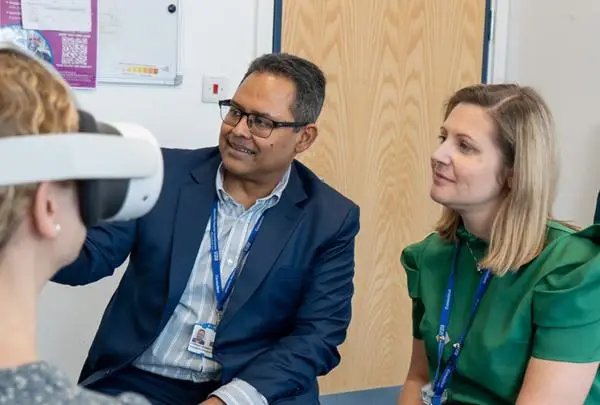 Professor Somani with someone wearing a VR headset