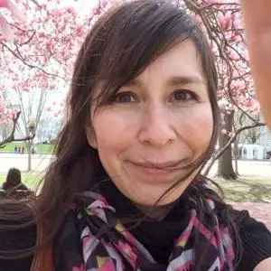 Amanda Harris profile